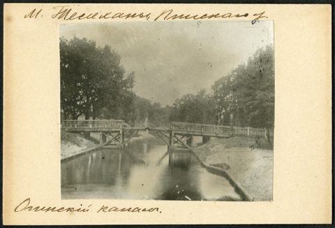 Telekhany, the Ogiński Canal, photographed by Isaak Serbov in 1912.