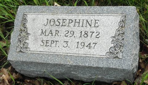 Flat marker “JOSEPHINE / MAR. 29, 1872 / SEPT. 3, 1947” beside the BRAUNFELD family monument, Spring Hill Cemetery, Milwaukee — Josefine Braunfeld née Schmeichler.